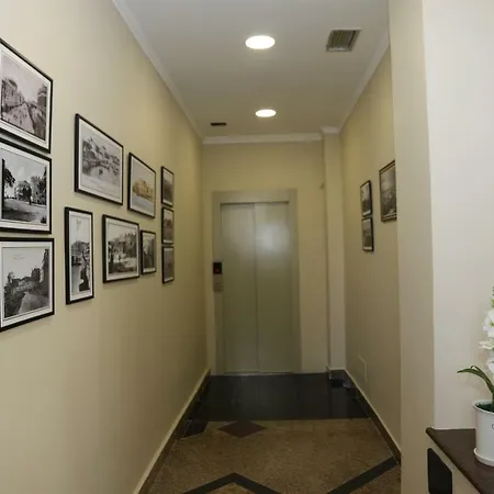 Hotel Mava 3*
