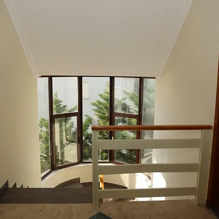 Hotel Mava
